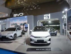 BYD Bawa 6 Mobil Listrik dan Pamer Kinerja di PEVS 2025