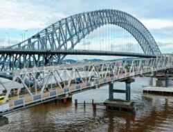 Lintasan Kapal Jembatan Mahakam Kaltim Ditutup!