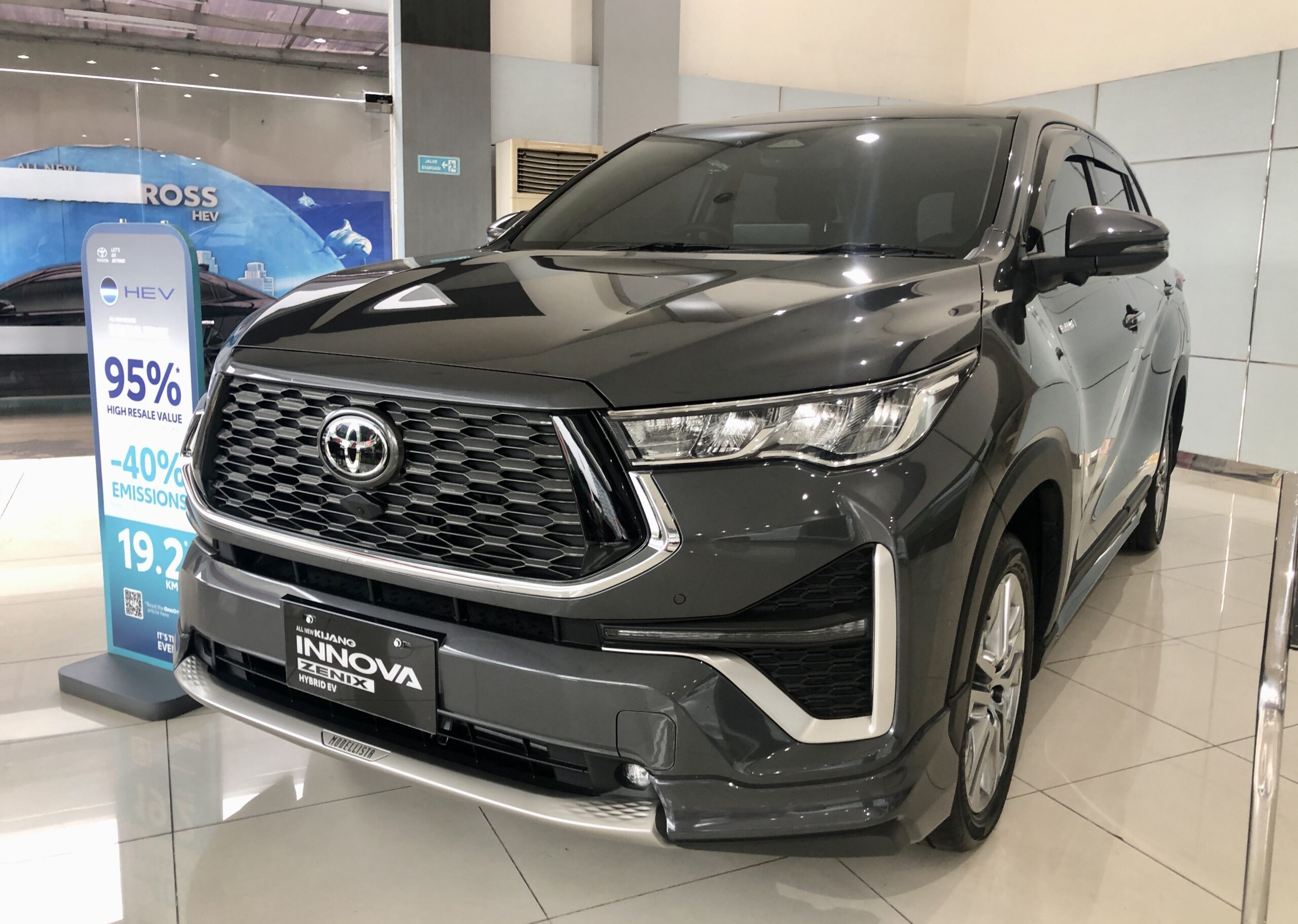Auto2000 menghadirkan inisiatif Life is Easy untuk mendorong minat kepemilikan mobil Toyota - apakabar.co.id