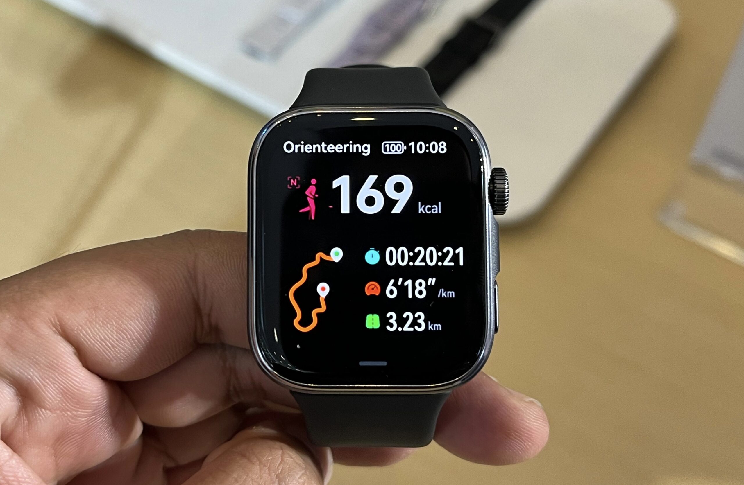 Huawei Watch Fit 4 - apakabar.co.id