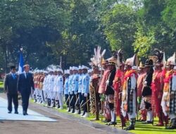 Prabowo Terima Kunjungan Resmi Presiden Macron di Istana