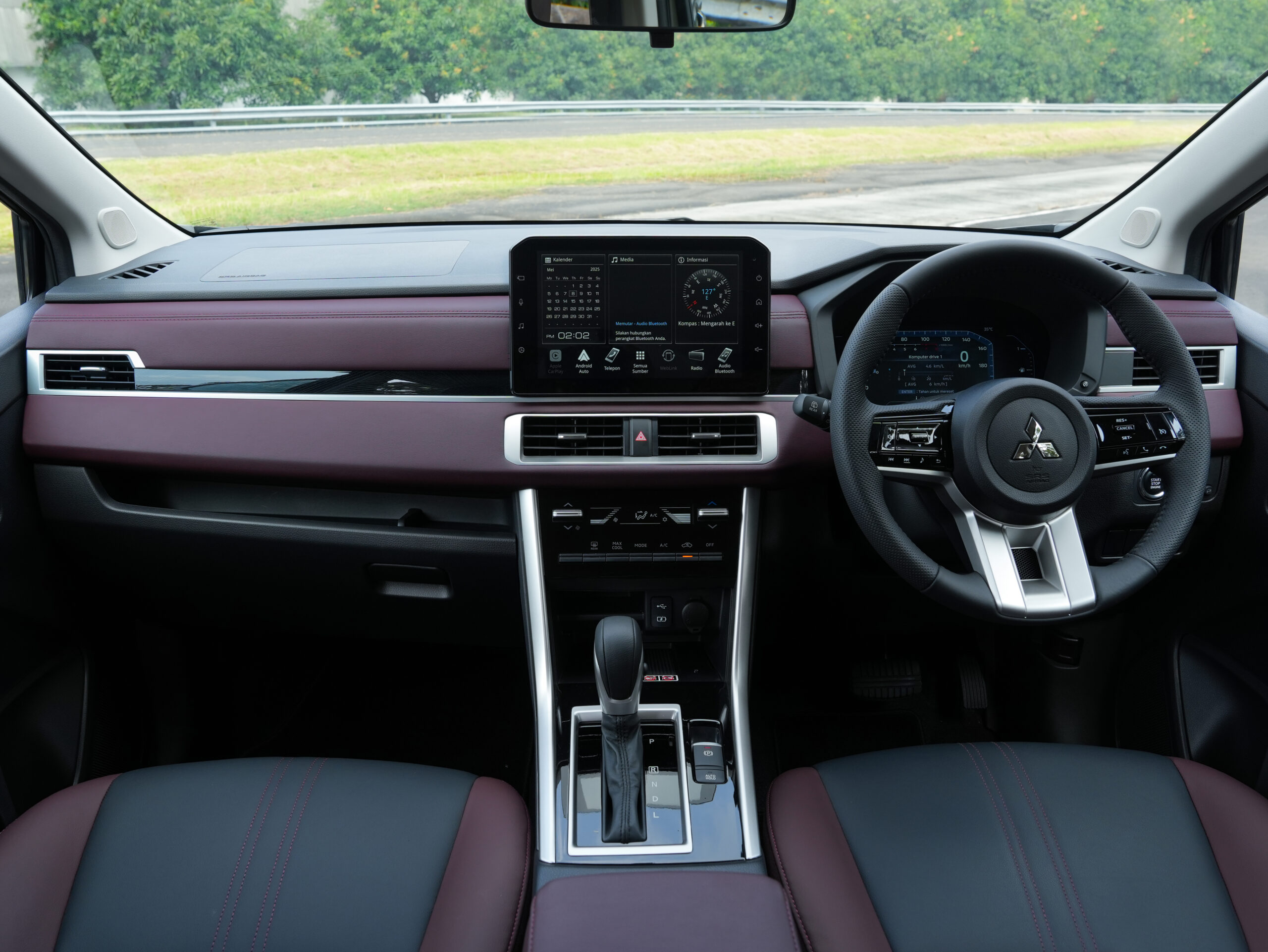 MItsubishi New Xpander Cross CVT Interior - apakabar.co.id