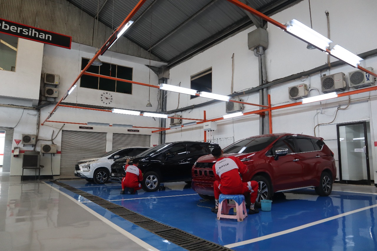 Mitsubishi Motors buka bengkel Bodi and Cat di Surabaya - apakabar.co.id