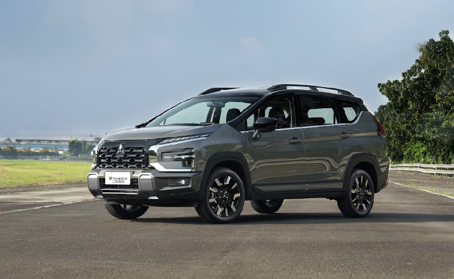Mitsubishi New Xpander Cross kini tampil lebih agresif dan maskulin - apakabar.co.id