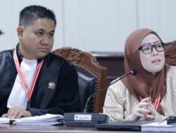 Penggugat Pilkada Banjarbaru Jadi Tersangka, Hakim MK: Ibu Tenang Saja..