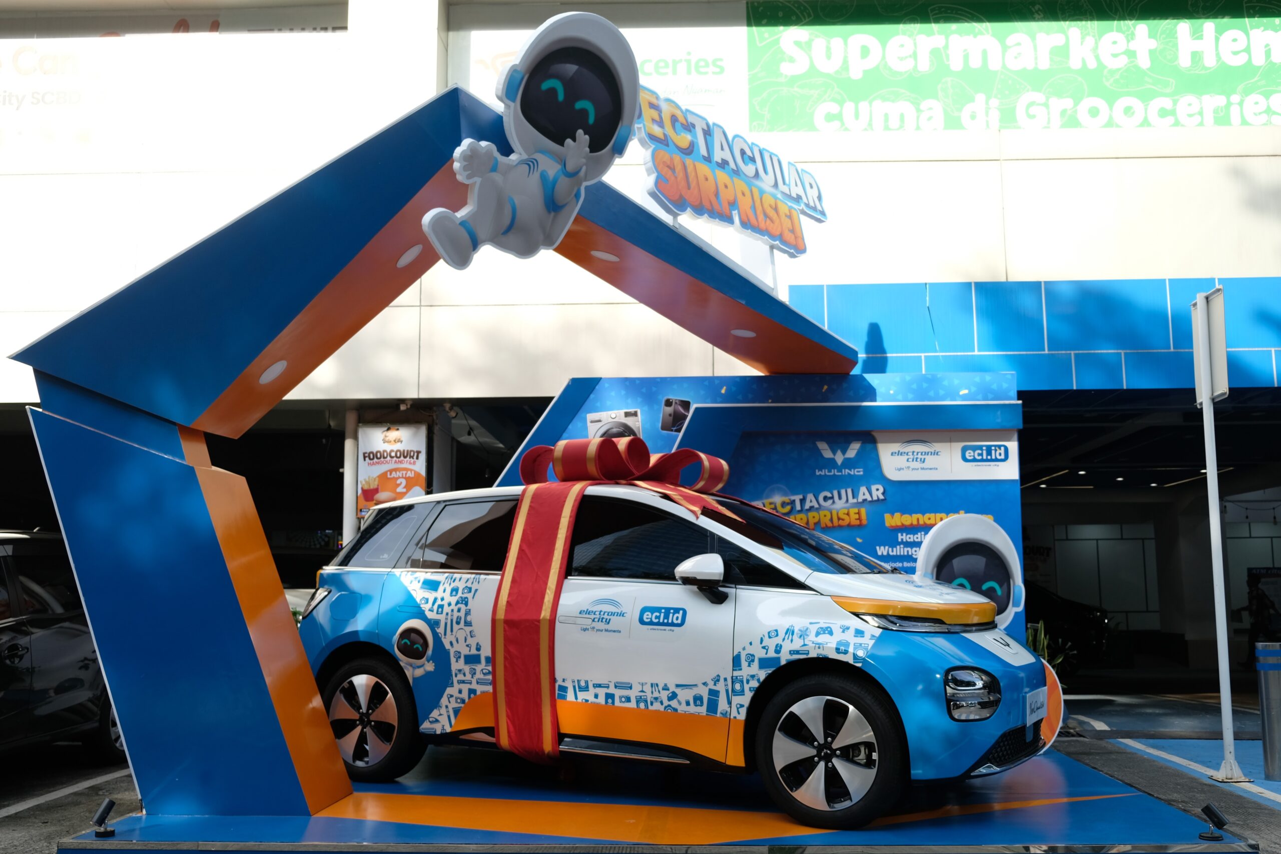Wuling New Cloud EV Lite Menjadi Hadiah Utama Dalam Program Electronic City Spectacular Surprise - apakabar.co.id