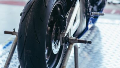 Ban Michelin GP Power2 - apakabar.co.id