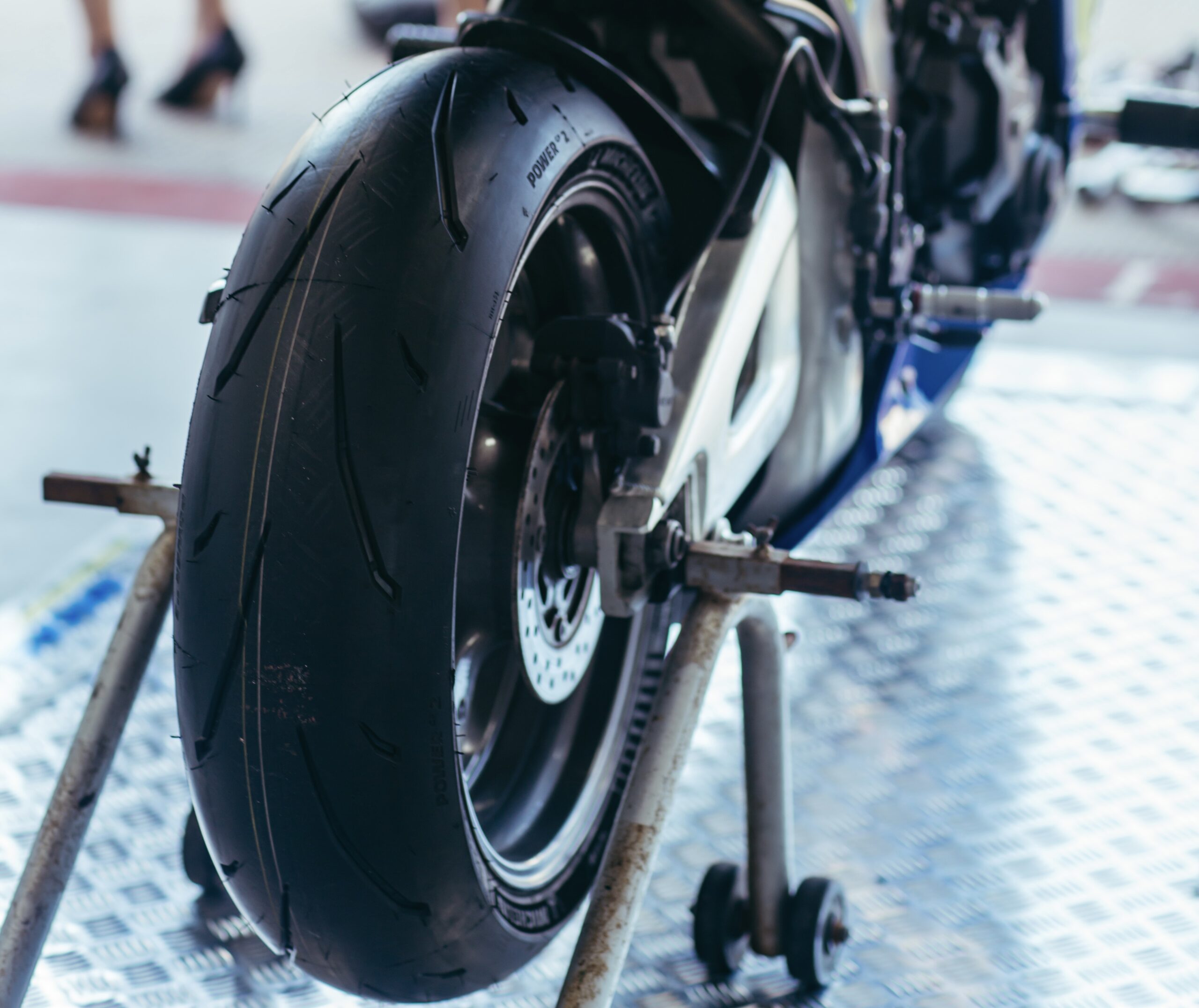 Ban Michelin GP Power2 - apakabar.co.id