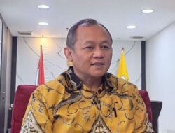 Sarmuji Pasrah, Jokowi Mau Gabung Golkar atau PSI