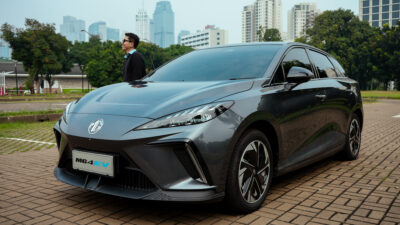 MG4 EV dinobatkan sebagai Best Small EV versi Otomotif Award 2025 - apakabar.co.id