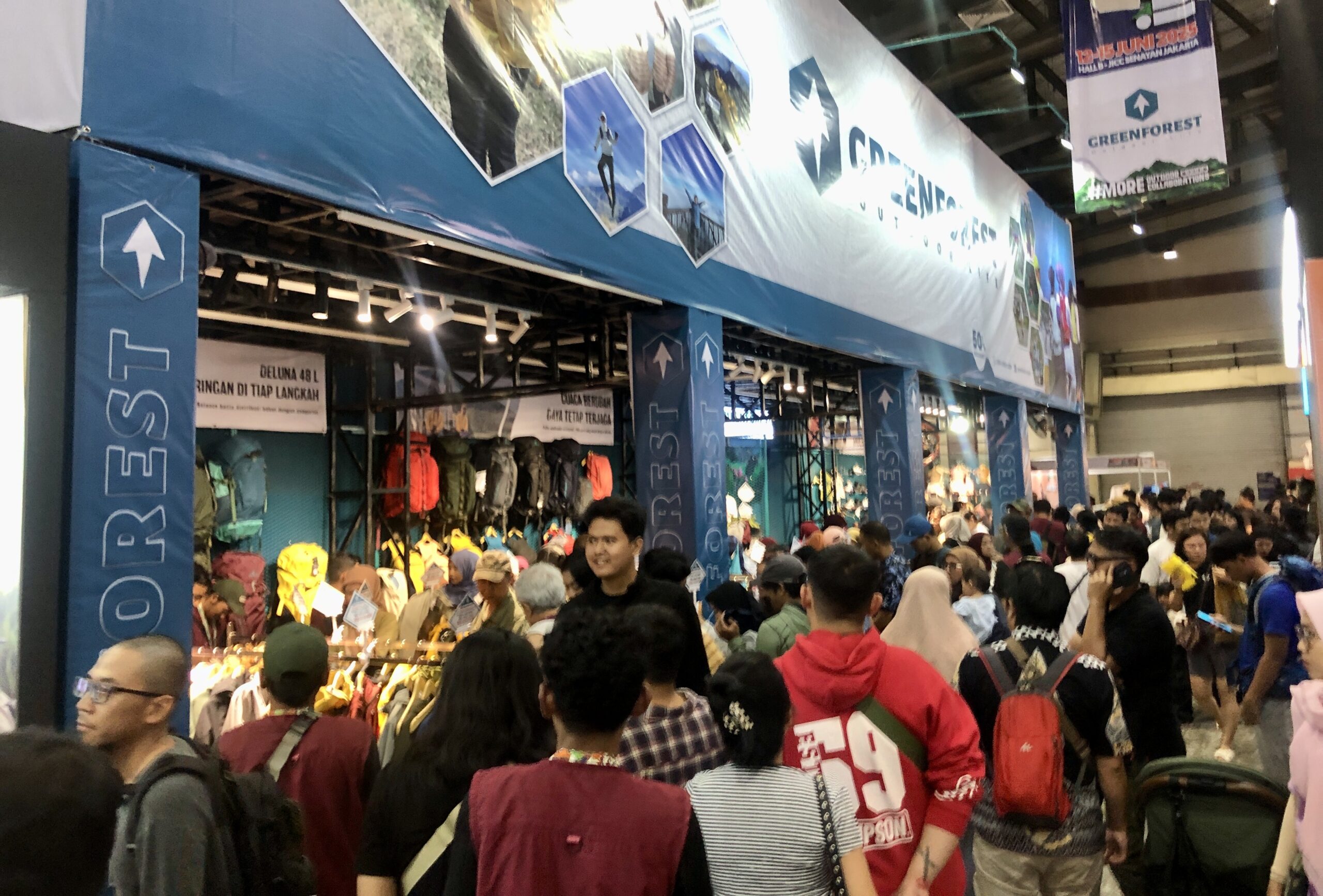 Pameran outdoor Indofest 2025 resmi dibuka pada Kamis (12:6) di JICC, Senayan - apakabar.co.id