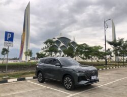 Jelajahi Rute Jakarta–Bandung, Konsumsi BBM Chery Tiggo 8 CSH Tembus 59 Km/Liter