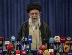 Iran Menolak Tekanan Trump!