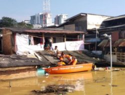 DKI Jakarta Dikepung Banjir, 109 RT Terendam