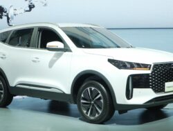 Chery Tiggo Cross CSH Hybrid dan Sport 1.5T Melantai di GIIAS 2025, Harganya Segini