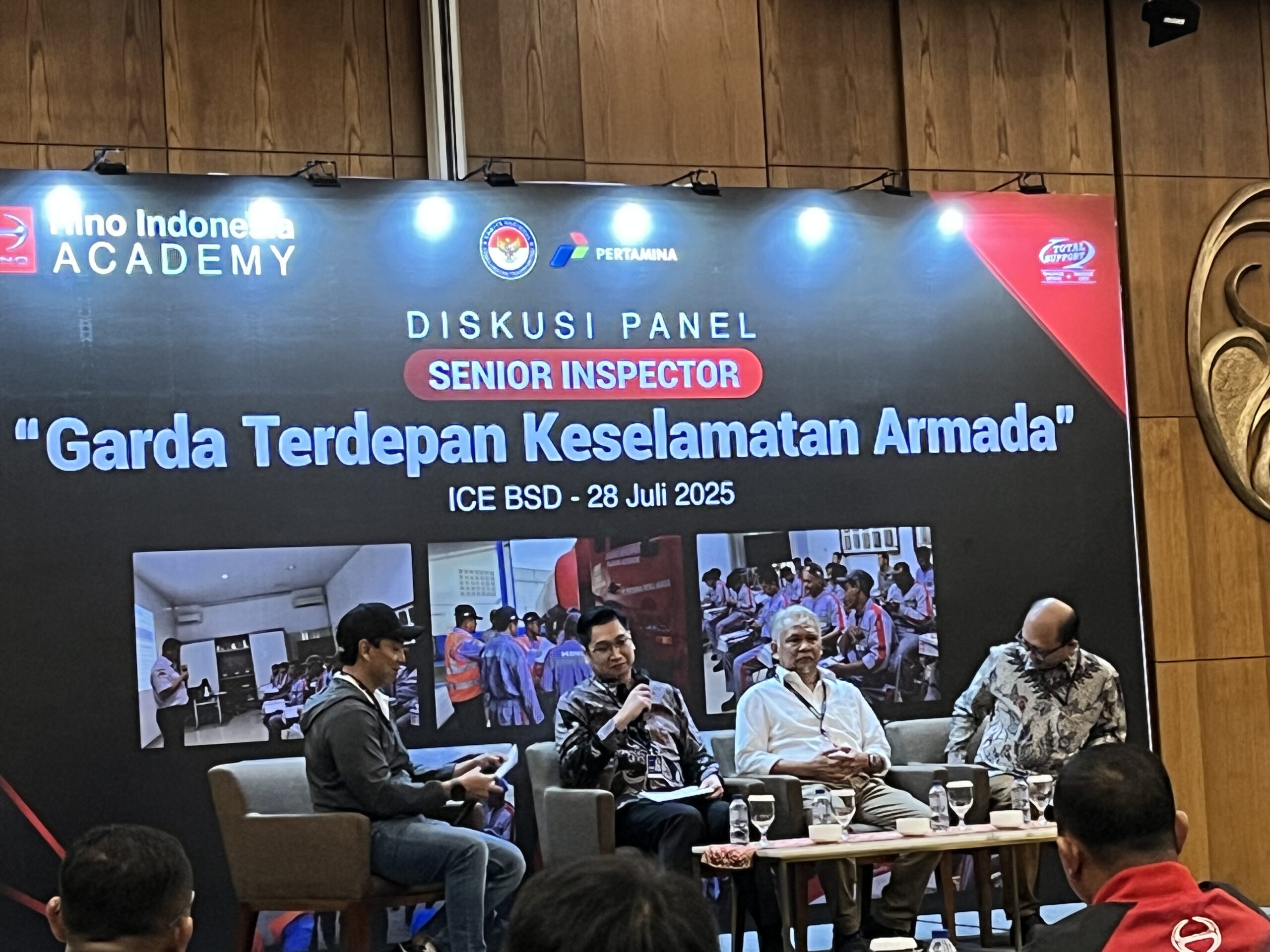 diskusi panel senior inspector bersama forwot - apakabar.co.id