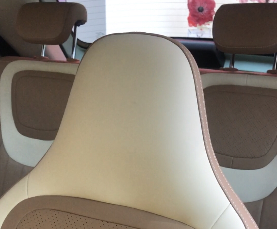 Jok Wuling New BinguoEV hadir dengan dualtone yang menambah kesan elegan - apakabar.co.id