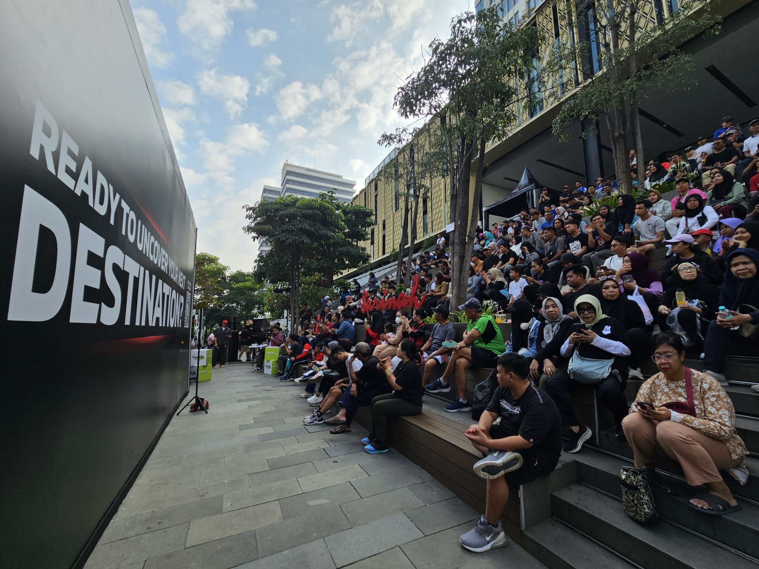 Mystery Box dari Mitsubishi Motors mendarat di Anjungan Sarinah Thamrin - apakabar.co.id
