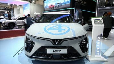 Vinfast menghadirkan VF7 edisi Disney di GIIAS 2025 - apakabar.co.id
