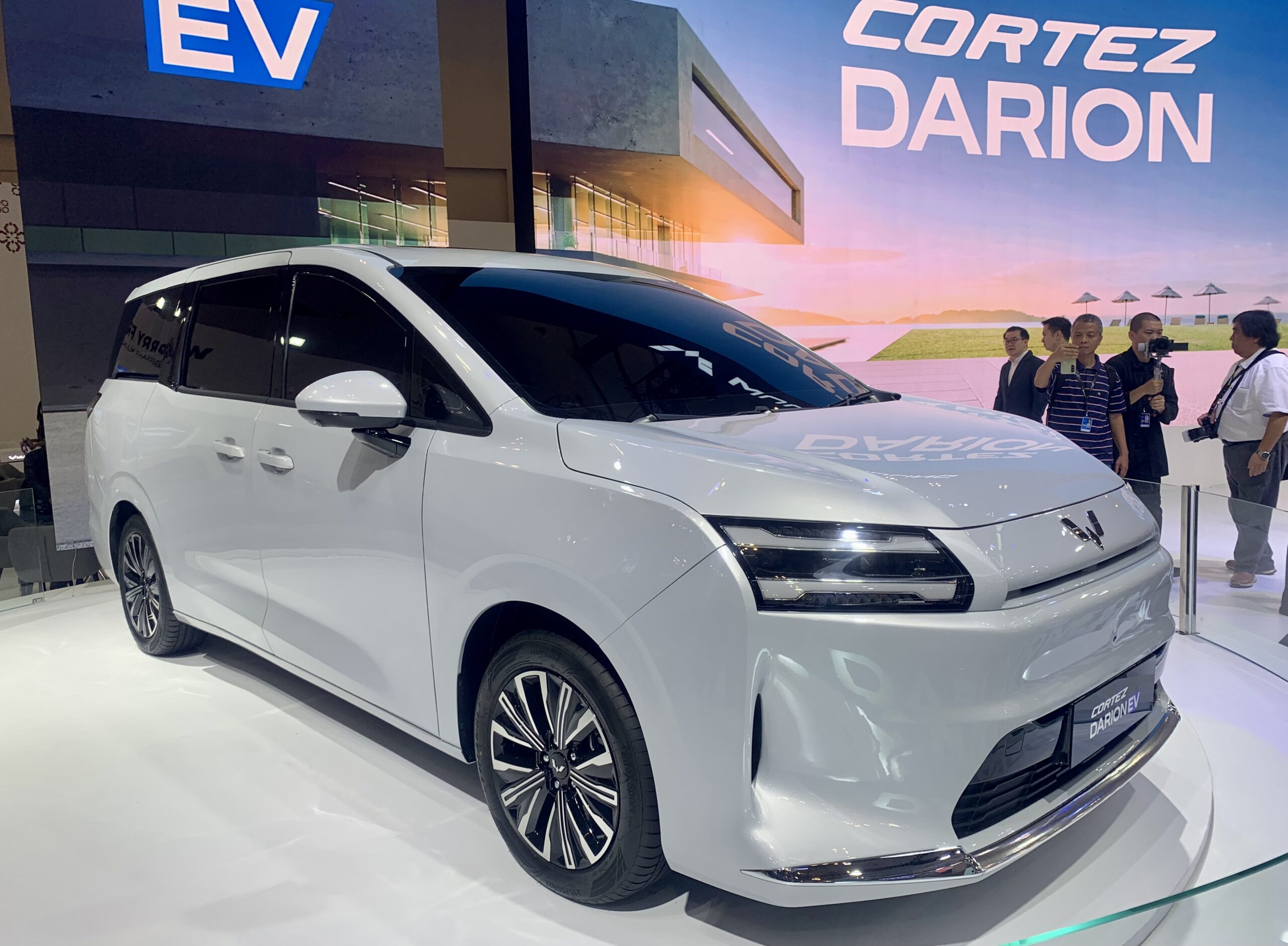 Wuling Cortez Darioni EV hadir di GIIAS 2025 - apakabar.co.id