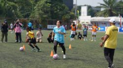 Legenda Jepang Mana Iwabuchi Latih 100 Bibit Muda Pesepak Bola Putri Indonesia 
