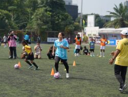Legenda Jepang Mana Iwabuchi Latih 100 Bibit Muda Pesepak Bola Putri Indonesia