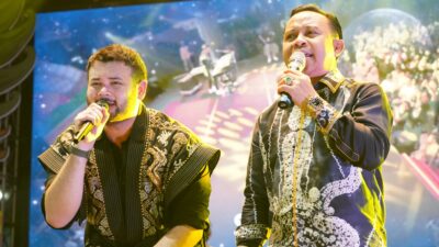 Bupati Yamani Feat Ridho Rhoma Tutup Tapin Art Fest dengan Lagu ‘Menunggumu’