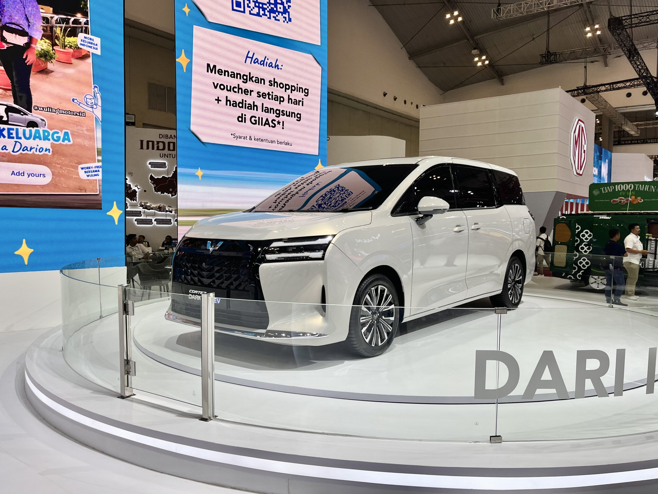 Wuling Cortez Darion PHEV haidr menawarkan desain elegan dan ramping - apakabar.co.id